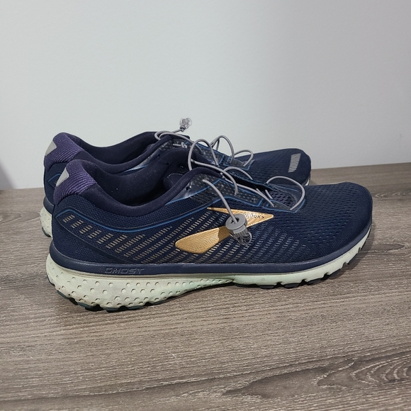 Brooks running shoes men size 13 - Picture 3 of 6